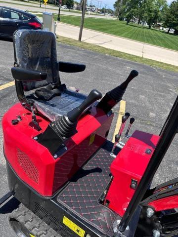 3898466 - 2025 OTHER HEAVY EQUIPMENT EXCAVATOR RED photo 8