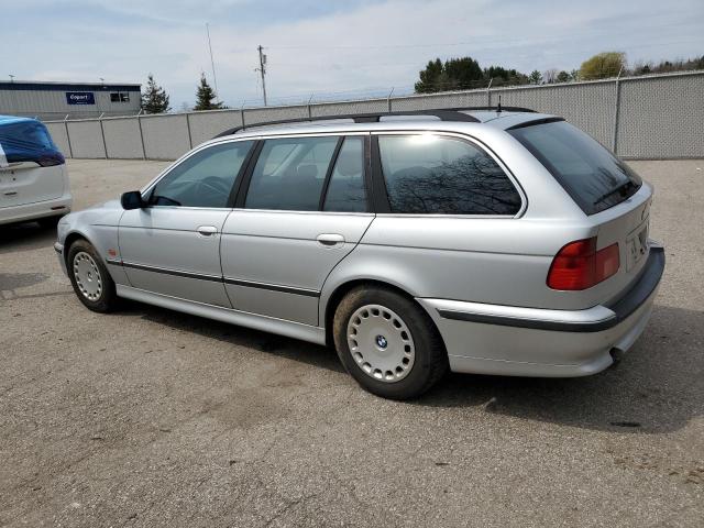 WBADP6349YBV65360 - 2000 BMW 528 IT AUTOMATIC SILVER photo 2