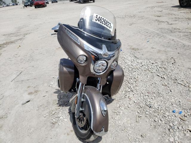 56KTRAAA0J3364364 - 2018 INDIAN MOTORCYCLE CO. ROADMASTER TAN photo 7