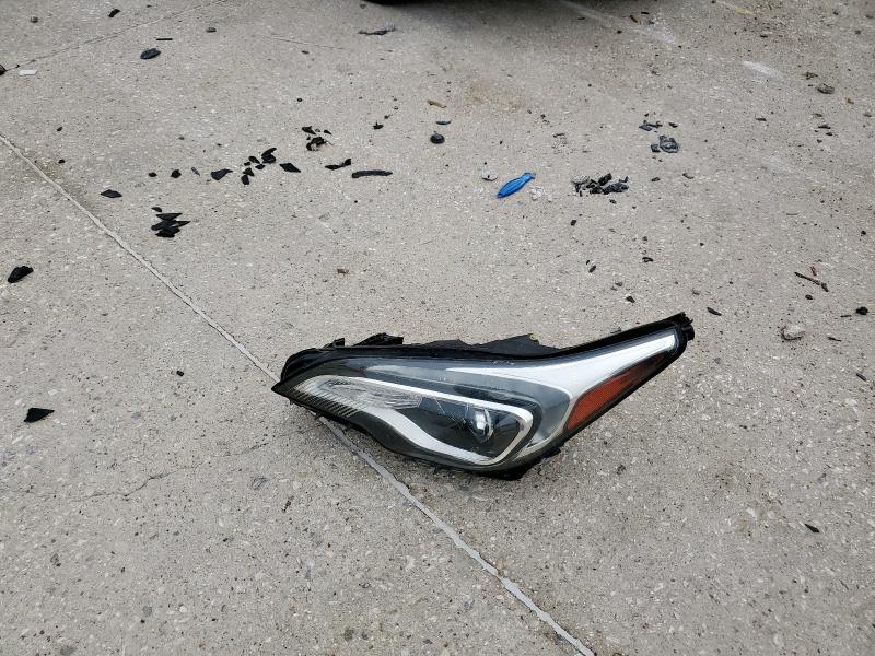 LRBFXBSA0HD202900 - 2017 BUICK ENVISION ESSENCE Schwarz Foto 13