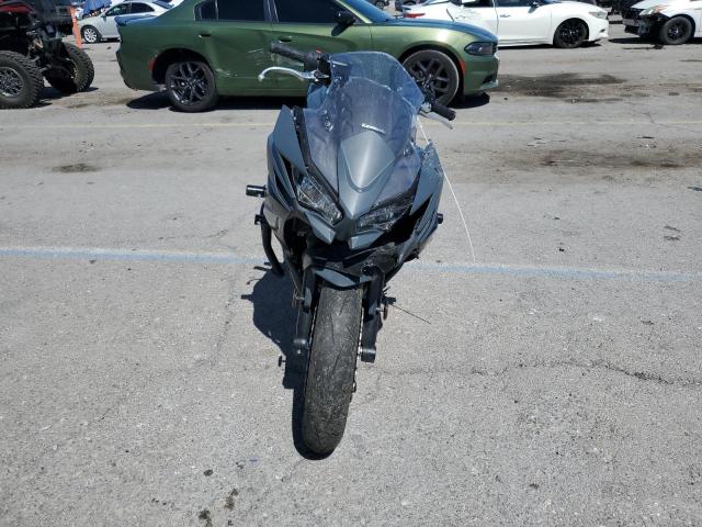 ML5EXER1XRDAC4184 - 2024 KAWASAKI EX650 R GRAY photo 2