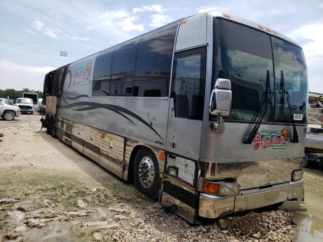 2PCY3349911027515 - 2001 PREVOST BUS GRAY photo 1