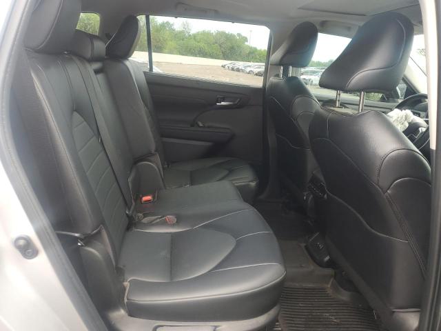 5TDGZRAH3NS541805 - 2022 TOYOTA HIGHLANDER XLE Сріблястий фото 11