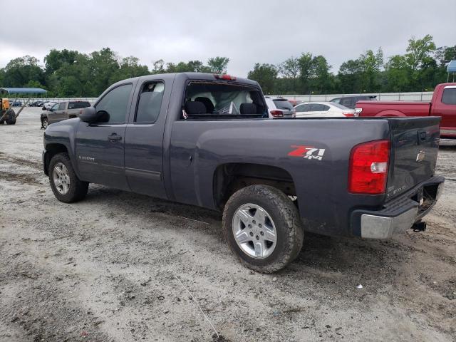 1GCRKSE3XBZ432559 - 2011 CHEVROLET SILVERADO K1500 LT GRAY photo 2