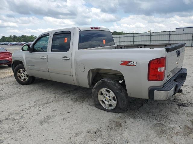 3GCEC13J38G290765 - 2008 CHEVROLET SILVERADO C1500 SILVER photo 2