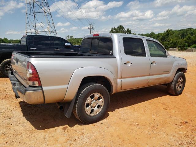 3TMJU4GN4DM152352 - 2013 TOYOTA TACOMA DOUBLE CAB PRERUNNER SILVER photo 3