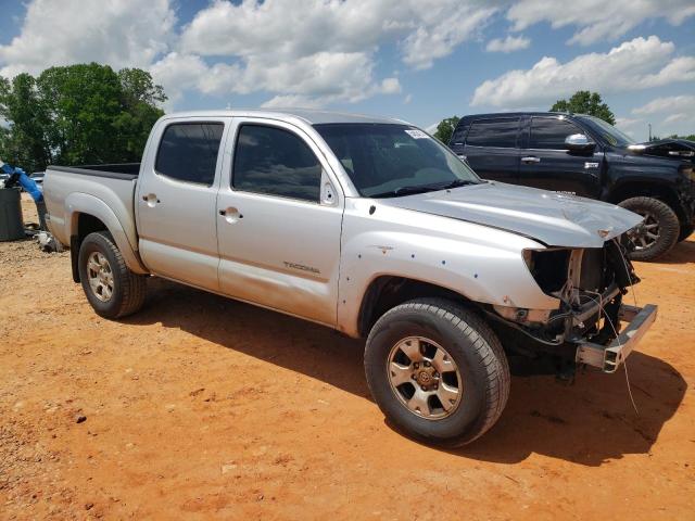 3TMJU4GN4DM152352 - 2013 TOYOTA TACOMA DOUBLE CAB PRERUNNER SILVER photo 4
