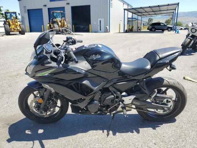 JKAEXEJ14HDA00798 - 2017 KAWASAKI EX650 J შავი ფოტო 3