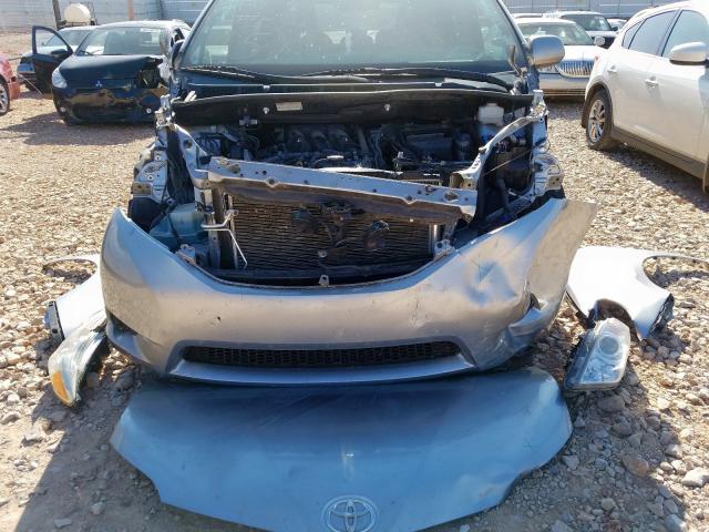 5TDKK3DC5FS527949 - 2015 TOYOTA SIENNA LE  photo 9