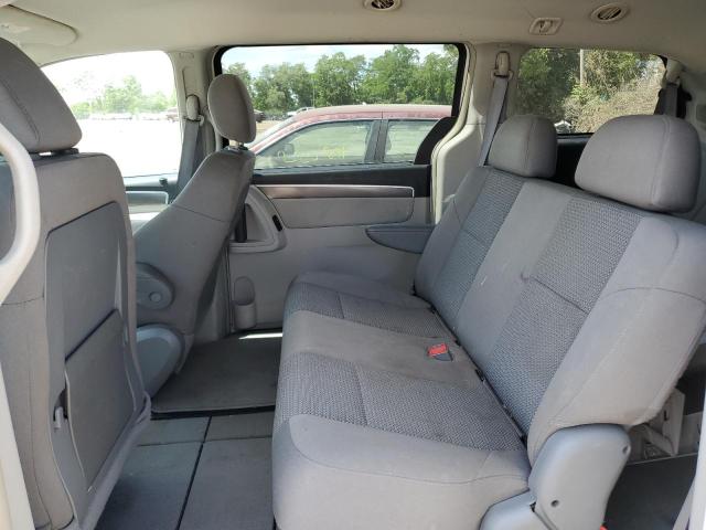 2V4RW4D1XAR231324 - 2010 VOLKSWAGEN ROUTAN S WHITE photo 11