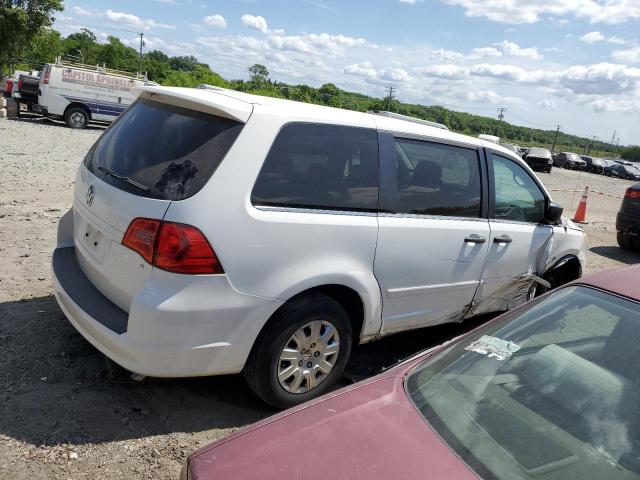 2V4RW4D1XAR231324 - 2010 VOLKSWAGEN ROUTAN S WHITE photo 3