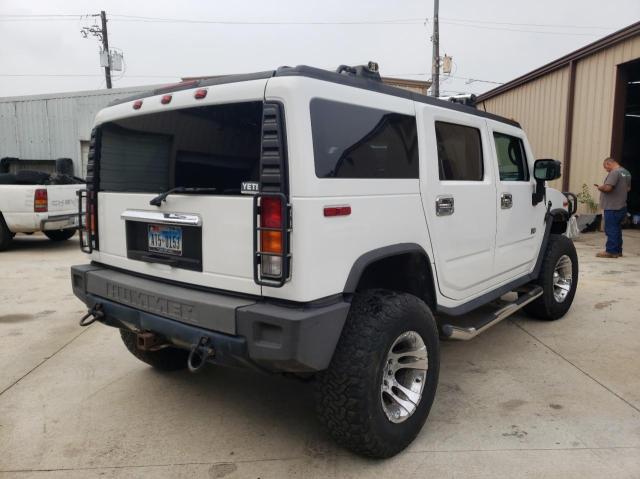 5GRGN23U33H134516 - 2003 HUMMER H2 WHITE photo 4