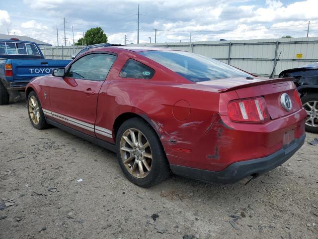 1ZVBP8AM7B5132468 - 2011 FORD MUSTANG RED photo 2