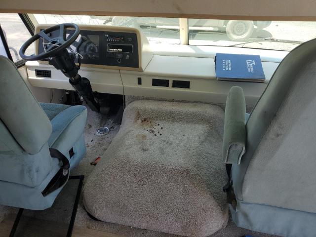 1GBJP37N8R3302056 - 1994 PASSPORT TRAVELTRLR WHITE photo 5