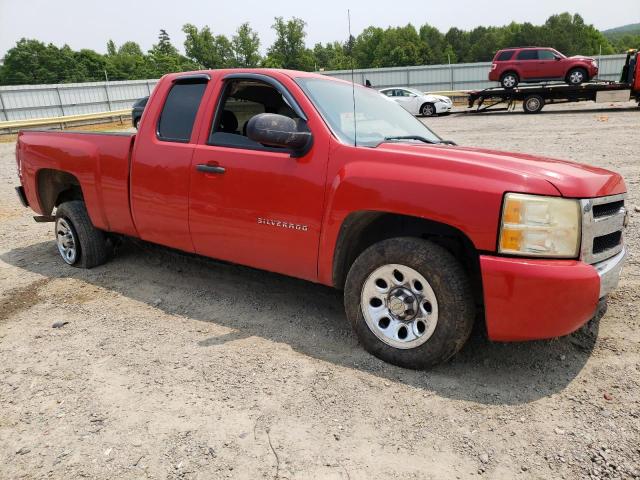 1GCRCREA8BZ374651 - 2011 CHEVROLET SILVERADO C1500  LS RED photo 4