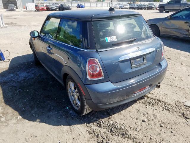 WMWSU3C51BT253414 - 2011 MINI COOPER BLUE photo 3