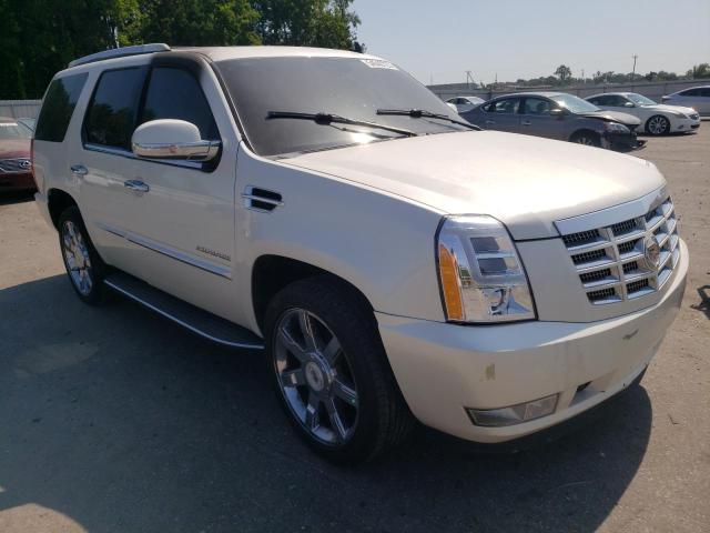 1GYS4BEF5CR124944 - 2012 CADILLAC ESCALADE LUXURY WHITE photo 4