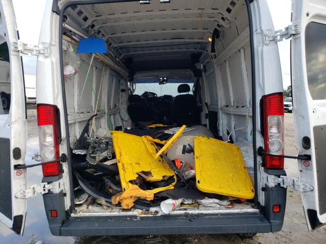 3C6TRVDG1JE103493 - 2018 RAM PROMASTER 2500 HIGH Weiß Foto 10