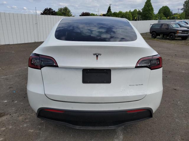 7SAYGDEE4NF423735 - 2022 TESLA MODEL Y WHITE photo 6