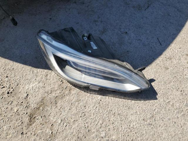 5YJSA1E16HF189070 - 2017 TESLA MODEL S შავი ფოტო 12