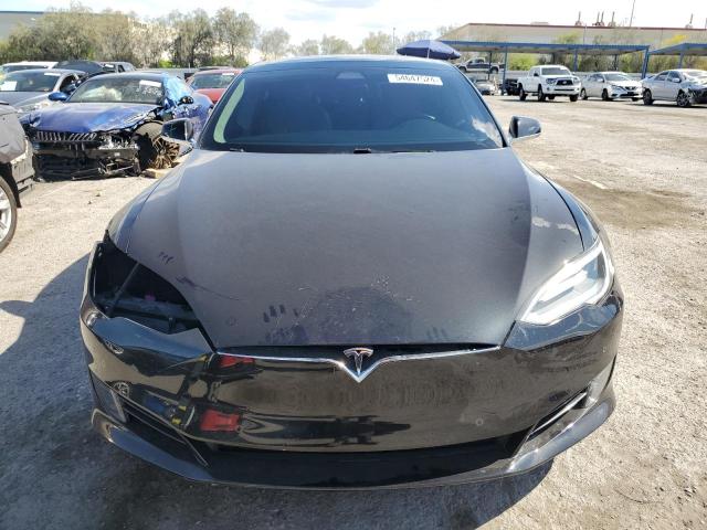 5YJSA1E16HF189070 - 2017 TESLA MODEL S შავი ფოტო 5