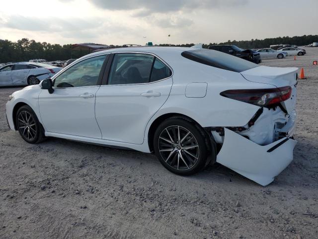 4T1G11AK2PU817938 - 2023 TOYOTA CAMRY SE NIGHT SHADE WHITE photo 2