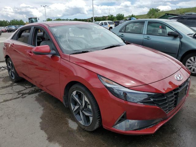 KMHLN4AJ3NU020798 - 2022 HYUNDAI ELANTRA LIMITED RED photo 4