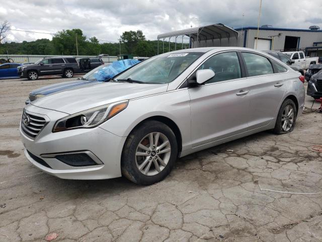 5NPE24AF1HH492868 - 2017 HYUNDAI SONATA SE SILVER photo 1