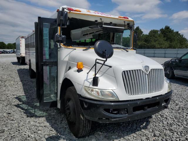 4DRBUAAN2CB586976 - 2012 IC CORPORATION 3000 CE WHITE photo 1