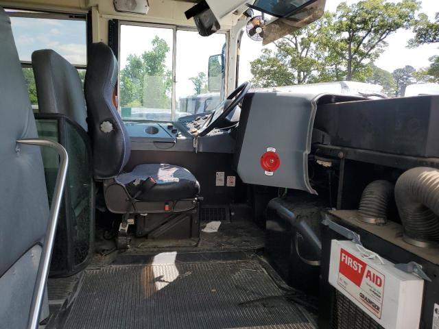 4DRBUAAN2CB586976 - 2012 IC CORPORATION 3000 CE WHITE photo 5