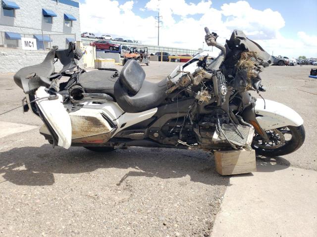 JH2SC7957LK200168 - 2020 HONDA GL1800 D WHITE photo 9