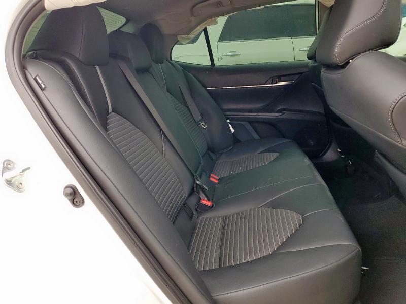 4T1G11AK5RU892619 - 2024 TOYOTA CAMRY SE NIGHT SHADE WHITE photo 10