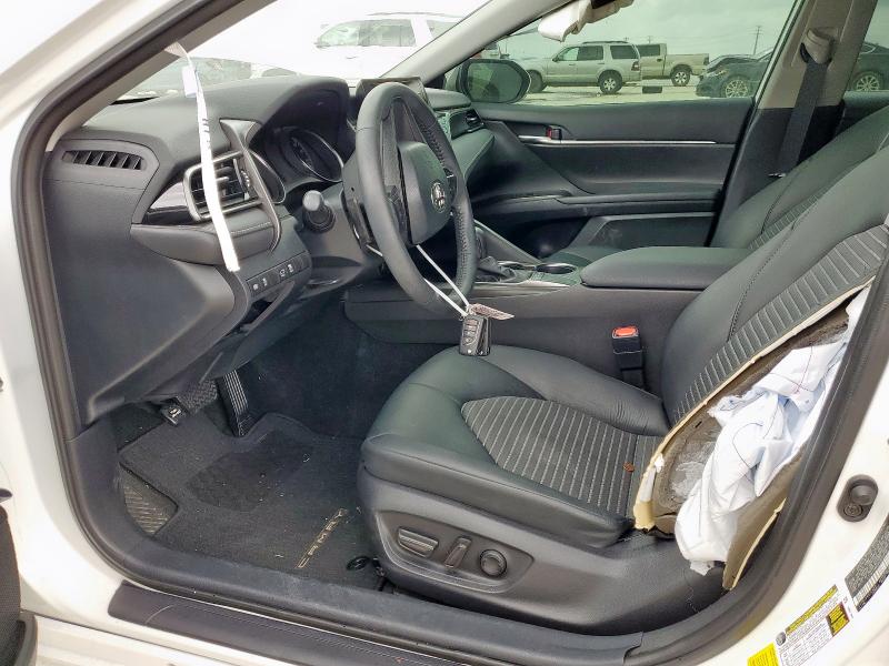 4T1G11AK5RU892619 - 2024 TOYOTA CAMRY SE NIGHT SHADE WHITE photo 7