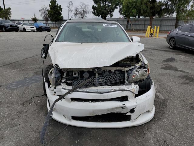 JTKDE3B76A0313983 - 2010 TOYOTA SCION TC WHITE photo 5