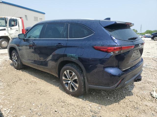 5TDGZRBH6NS247507 - 2022 TOYOTA HIGHLANDER XLE BLUE photo 2