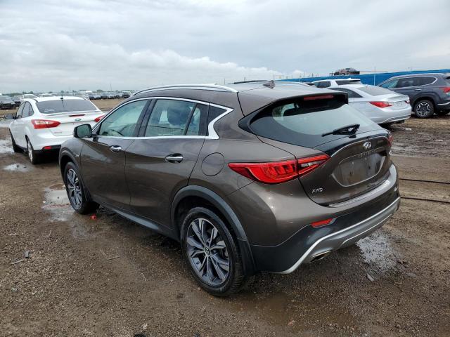 SJKCH5CR5HA029932 - 2017 INFINITI QX30 BASE BROWN photo 2