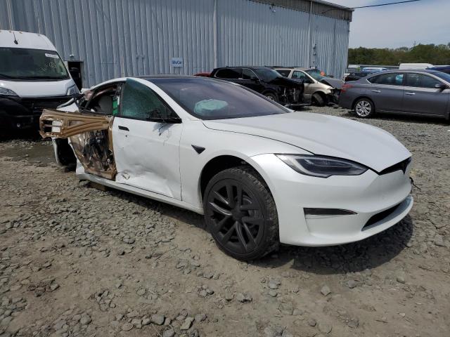 5YJSA1E63NF460643 - 2022 TESLA MODEL S WHITE photo 4