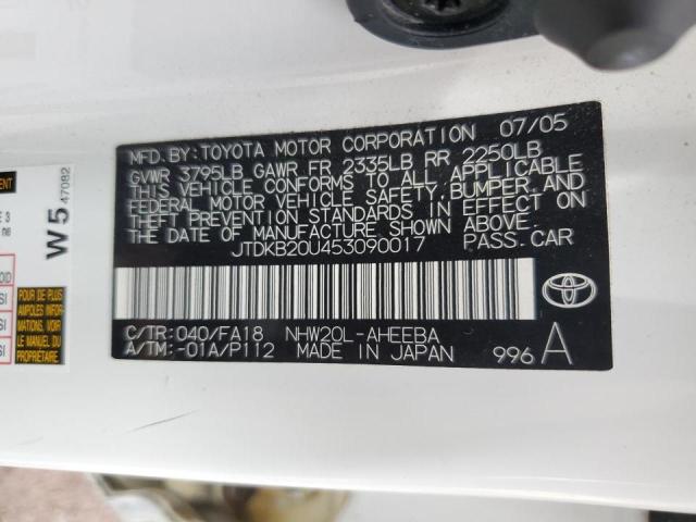 JTDKB20U453090017 - 2005 TOYOTA PRIUS WHITE photo 12