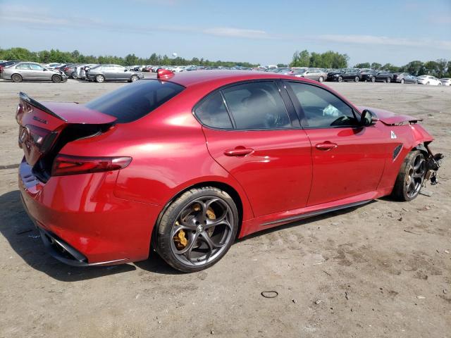 ZARFAEAV2H7518554 - 2017 ALFA ROMEO GIULIA QUADRIFOGLIO RED photo 3