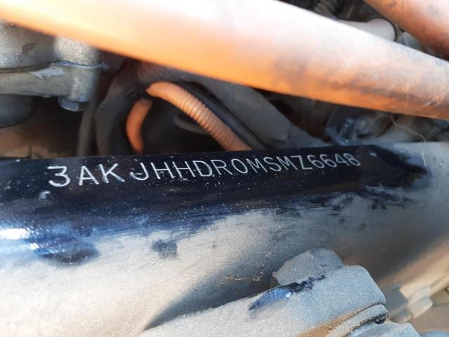 3AKJHHDR0MSMZ6648 - 2021 FREIGHTLINER CASCADIA 1 თეთრი ფოტო 10