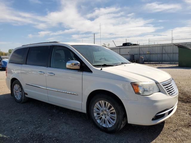 2C4RC1CG3CR361875 - 2012 CHRYSLER TOWN & COU TOURING L WHITE photo 4