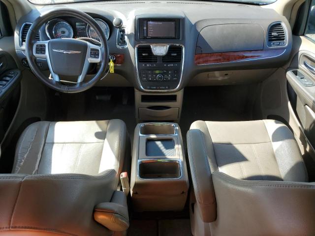 2C4RC1CG3CR361875 - 2012 CHRYSLER TOWN & COU TOURING L WHITE photo 8