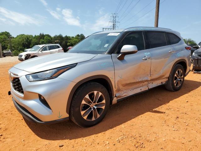 5TDGZRAH6LS501683 - 2020 TOYOTA HIGHLANDER XLE SILVER photo 1