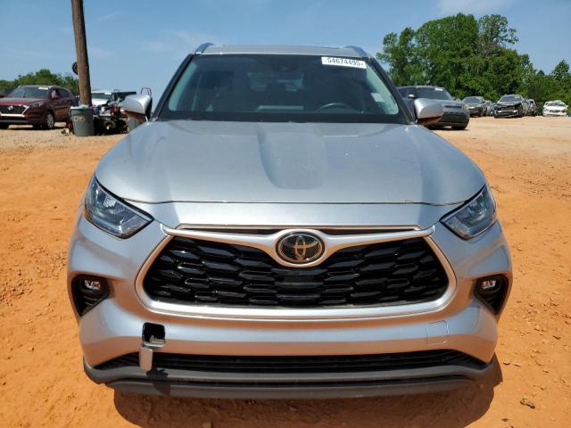 5TDGZRAH6LS501683 - 2020 TOYOTA HIGHLANDER XLE SILVER photo 5