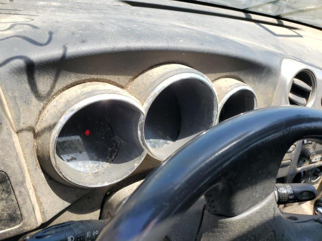 2T1KR32E24C190890 - 2004 TOYOTA COROLLA MA XR SILVER photo 9