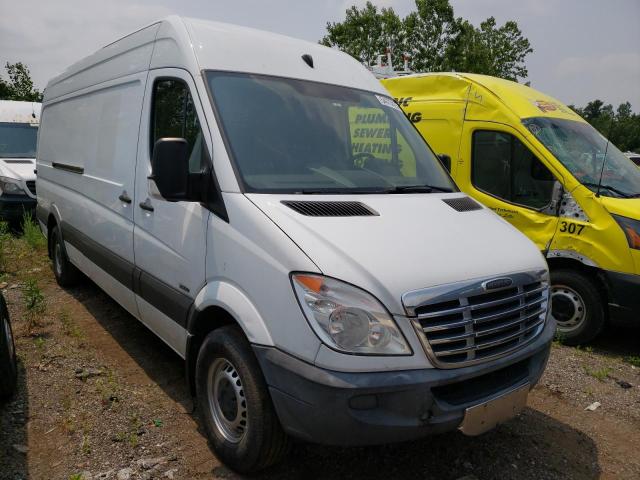 WDYPE8CC1C5715868 - 2012 FREIGHTLINER SPRINTER 2500 WHITE photo 4