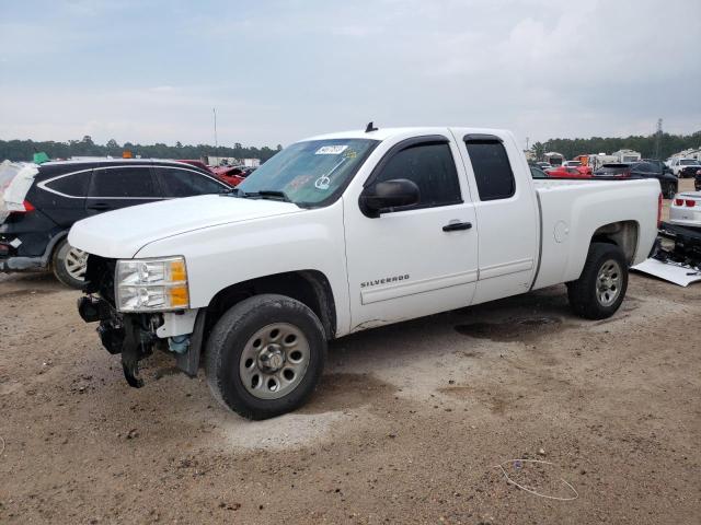 1GCRCREA2CZ117311 - 2012 CHEVROLET SILVERADO C1500  LS WHITE photo 1