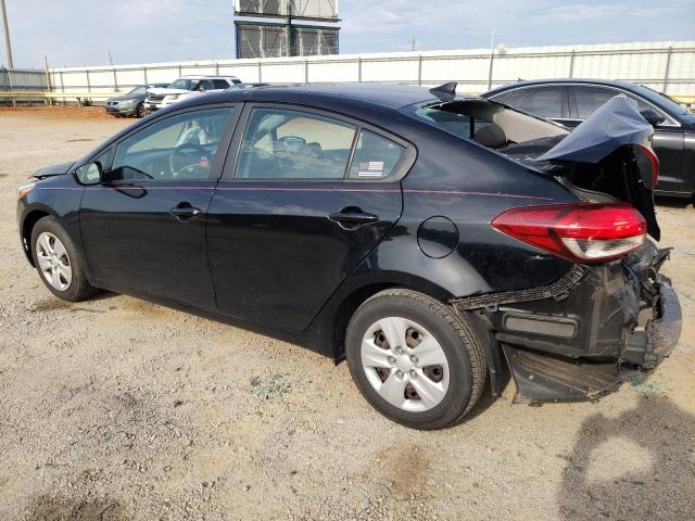 3KPFK4A7XJE200268 - 2018 KIA FORTE LX BLACK photo 2