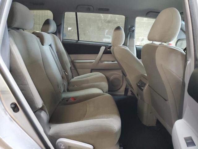 5TDBK3EH9CS114616 - 2012 TOYOTA HIGHLANDER BASE Серый фото 11