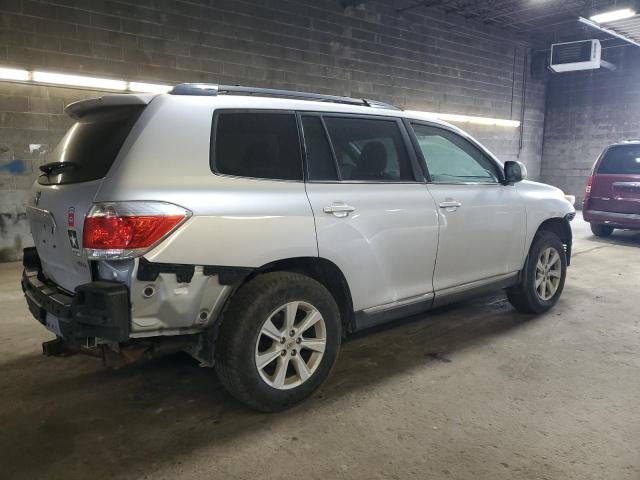 5TDBK3EH9CS114616 - 2012 TOYOTA HIGHLANDER BASE Серый фото 3